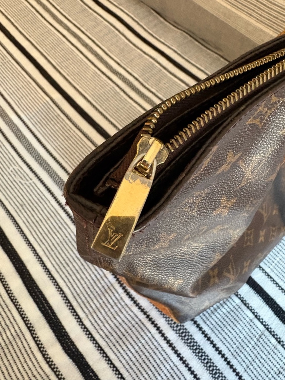 Louis Vuitton Monogram Canvas Tote with Cognac Straps - Picture 5 of 16